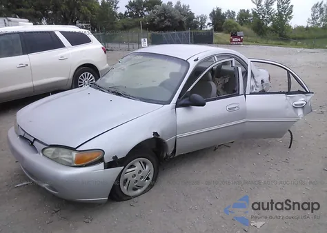 1998 Ford Escort Se/Sport from USA, damaged, VIN 1FAFP13PXWW224375